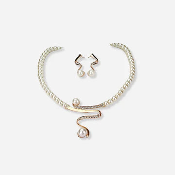 Collar de perlas + Pendientes