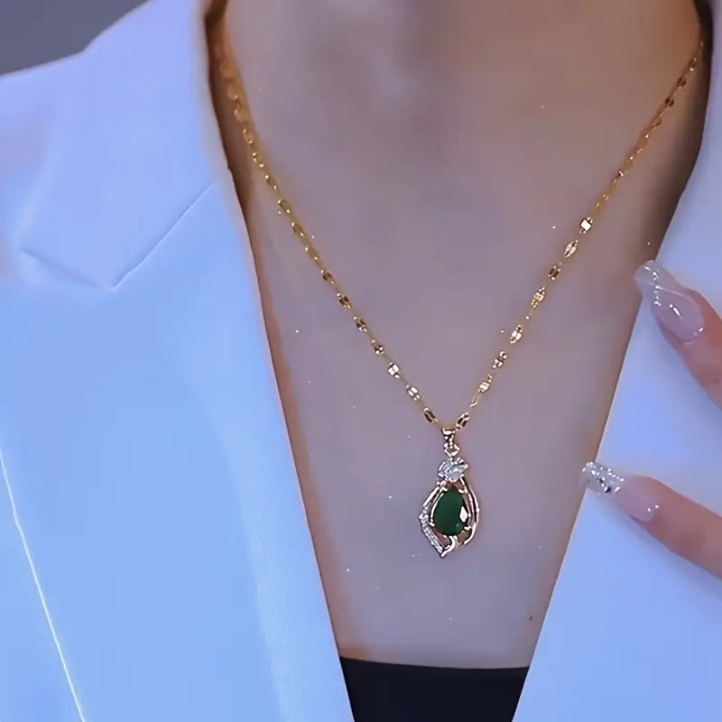 Gold emerald teardrop pendant necklace