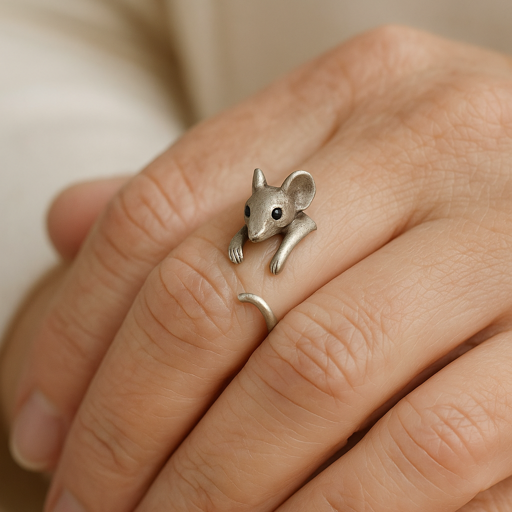 Anillo vintage de plata con ratón