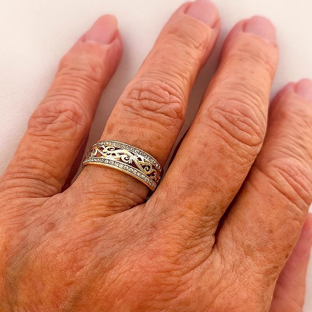 Bright Hollow Gold Ring