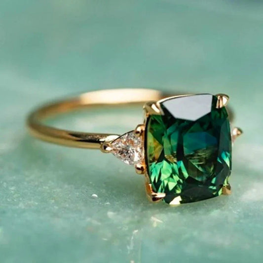 Josephine | Anillo de oro con circonita verde