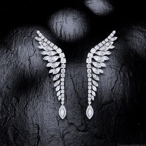 Pendientes Halo con Zafiro Blanco Corte Marquesa