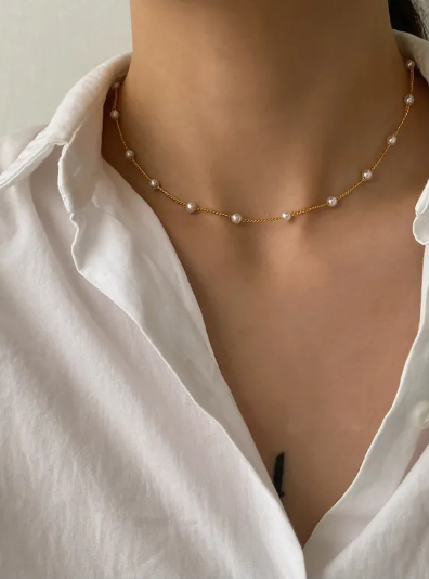 Cadena de clavícula apilable con estilo y elegancia