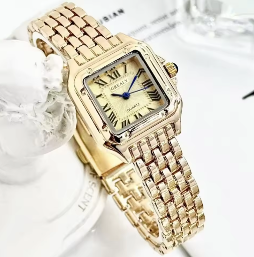 Luxusní quartzové hodinky se čtvercovým ciferníkem a koženým řemínkem