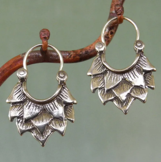 Pendientes metálicos geométricos estilo gitano