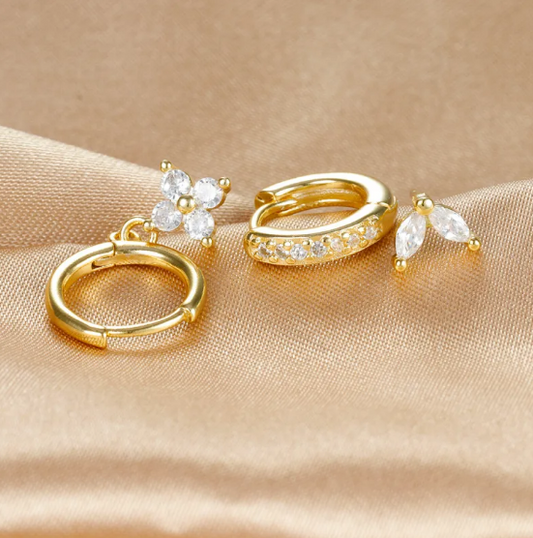 Set de pendientes de botón con diamante en forma de flor