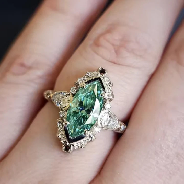 Anillo Vaelira Thornewyn.