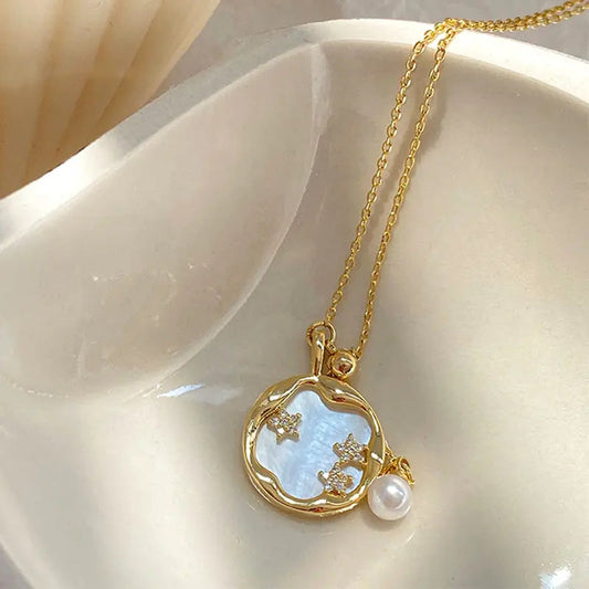 Oferta 1+1: Collar de piedra luna con perla en oro