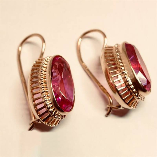 Oferta 1+1: Pendientes vintage en oro rosa con precioso cristal rojo
