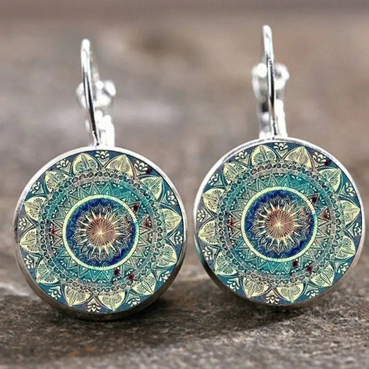 Oferta 1+1: Pendientes Vintage Mandala Redondeados.