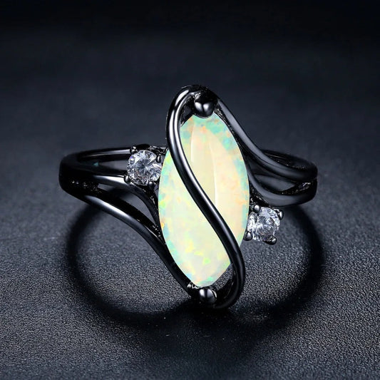 Anillo Vintage Plata Negra con Ópalo y Cristales