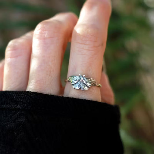 Whispering Wings Elegance Ring