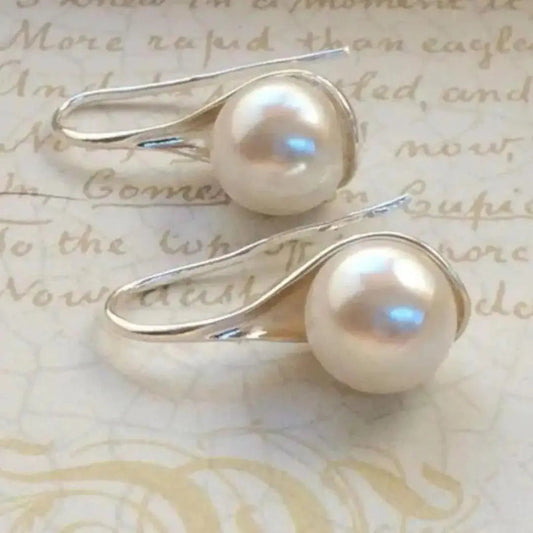 1+1 Offer: Elegant drop earrings with pearls