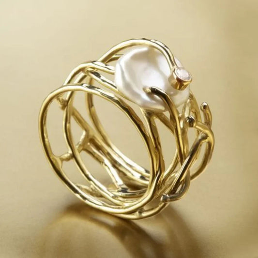 Jessica | Thin Gold and Pearl Ring