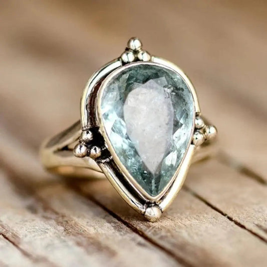 1+1 Offer: Vintage-style ring with blue crystal inlay