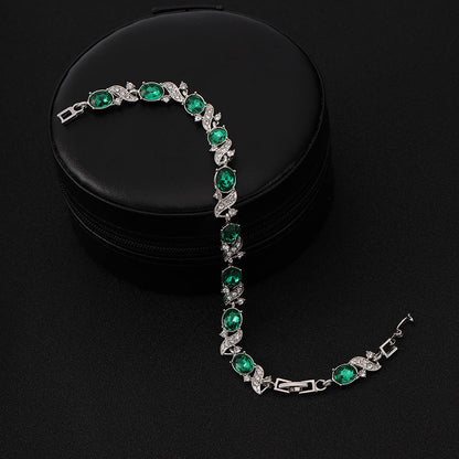 Silver emerald vintage link bracelet