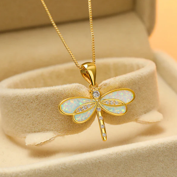 Dragonfly necklace in gold with opal