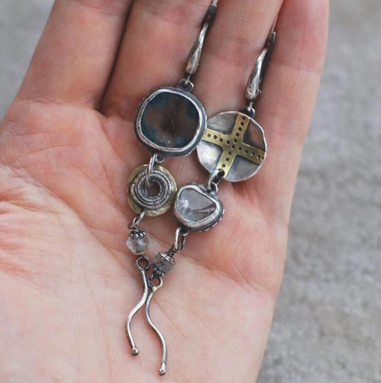 アシンメトリークロスラウンドメタルピアス