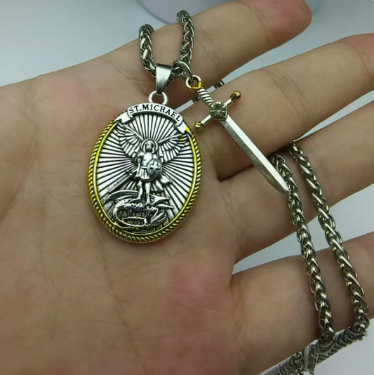 Collar Decorativo Vintage para Hombre