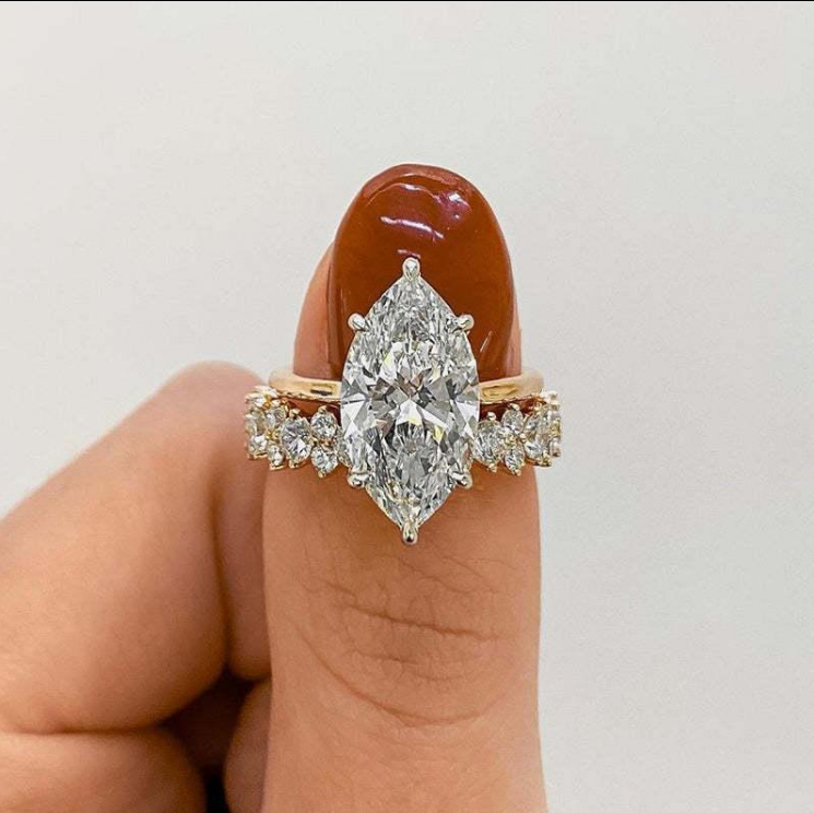 Luxury marquise diamond ring set in gold