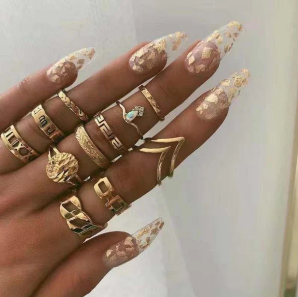 Unique premium pack of 8 to 12 rings