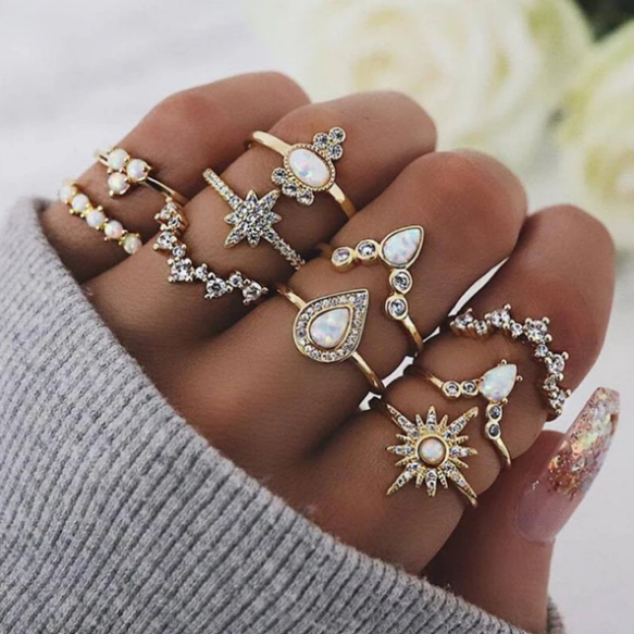 Unique premium pack of 8 to 12 rings