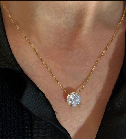 Gold Round Cut White Sapphire Necklace
