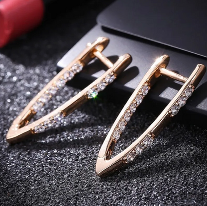 Pendientes de oro rosa con circonitas engastadas