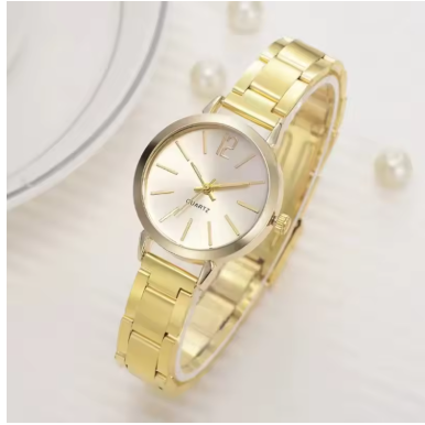 Reloj minimalista elegante en tono dorado y acero inoxidable