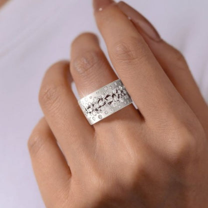 Golden Round Cut White Sapphire Wedding Band Ring