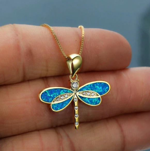 Dragonfly necklace in gold with opal