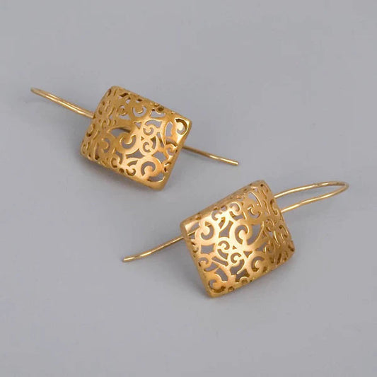 Pendientes Huecos Dorados de Hiedra