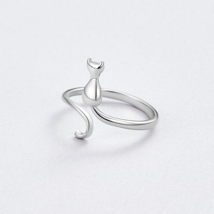 Silver cat motif ring