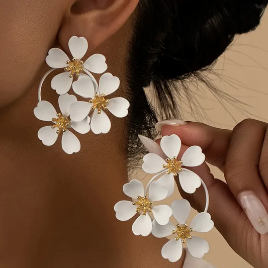 Pendientes colgantes vintage flor blanca