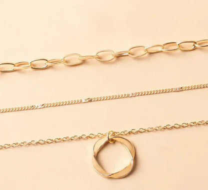 Collar vintage de cadena dorada en capas y colgante