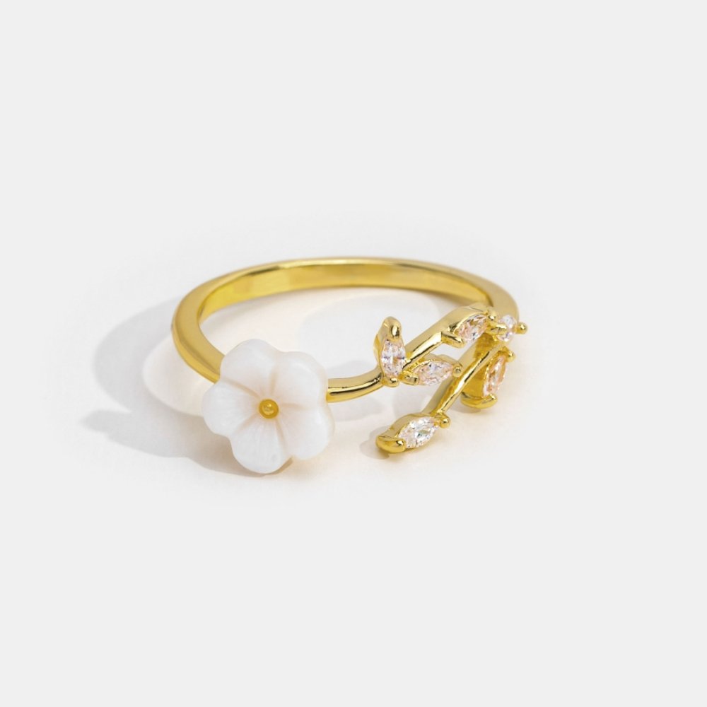 Gold floral and leaf open ring
